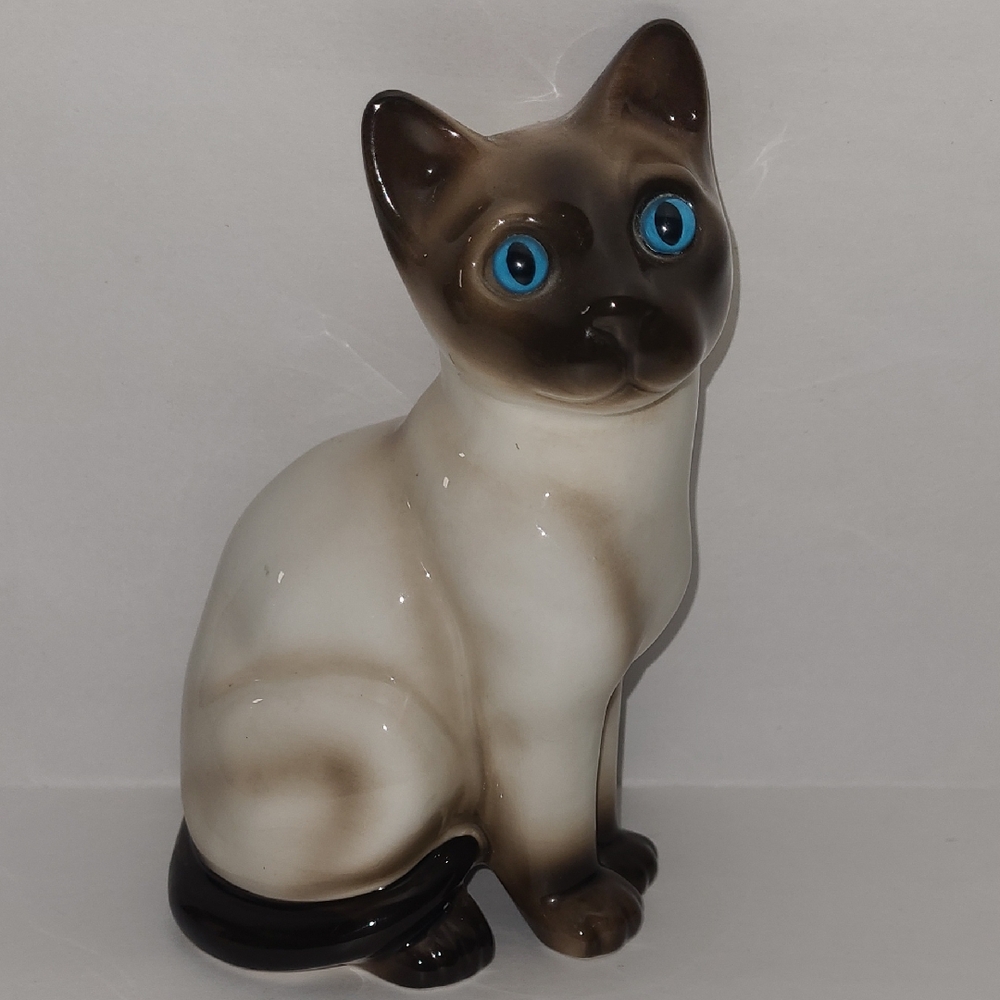 Vintage Enesco Siamese Cat